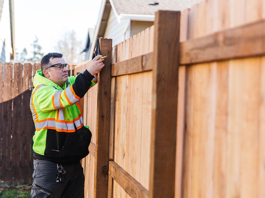 Custer Washington Professional Fence Installation
